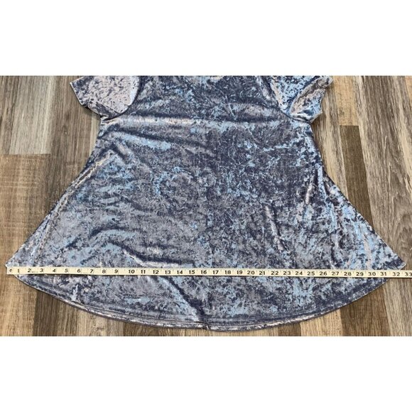 MTS Womens Blue Velvet Shirt Size Medium Pendulum Bottom Peep Open Back NWT - Picture 11 of 11